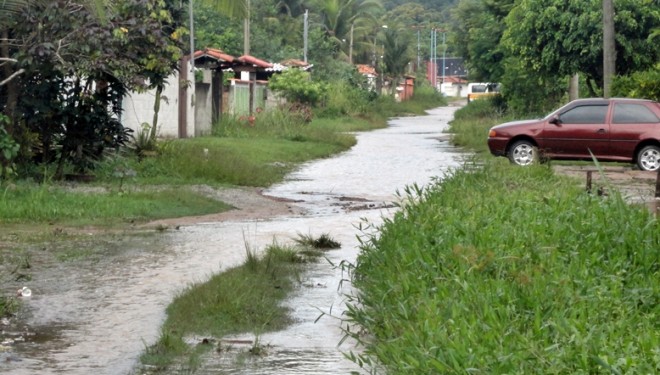 Moradores pedem socorro no loteamento Parque Vera Cruz Moradores pedem socorro no loteamento Parque Vera Cruz