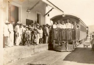 Autoridades chegando em Maricá para visita.1