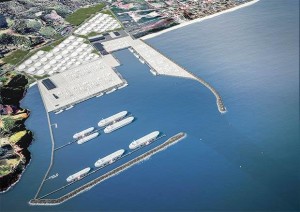 Porto deverá ser construído na praia de Jaconé. Moradores estão divididos entre o desenvolvimento trazido pelo porto e pelos seus problemas.