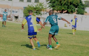 Guaratiba venceu por 5 a 3 o Figueirense, espantando de vez a má fase que deixou o time durante alguns anos fora da decisão. (foto: Clarildo Menezes)