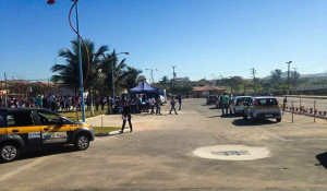 Provas são praticas na Barra de Maricá, região litorânea do município. (fotos: Reprodução / Facebook)