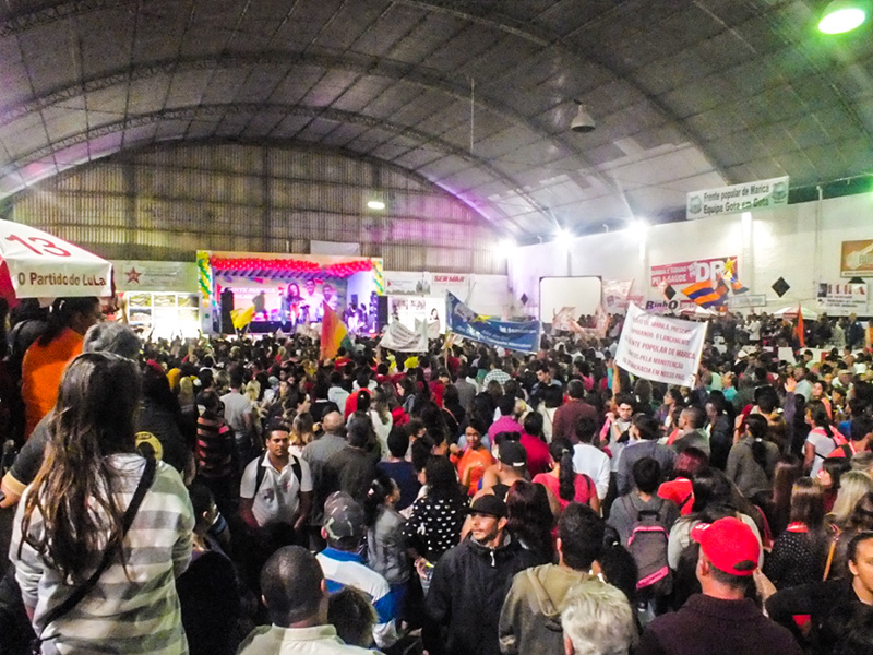 Mais de 5 mil pessoas compareceram ao evento do lançamento da Frente Popular por Maricá. (foto: João Henrique)