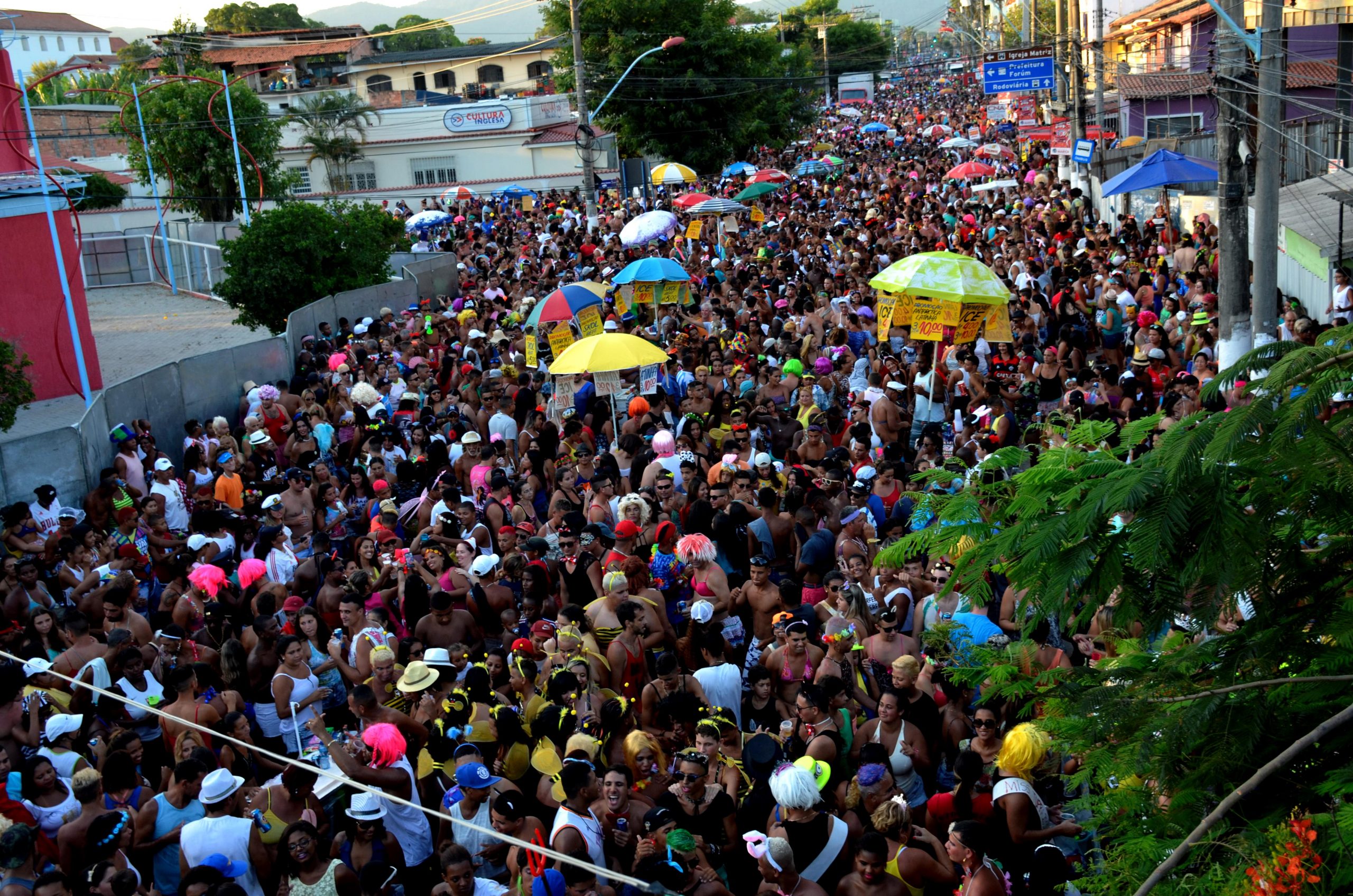 G1 - Só Pra Contrariar marca abertura do Carnaval de Maricá, no RJ -  notícias em Região dos Lagos