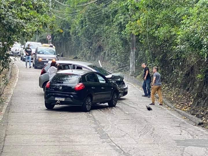 acidente serrinha itaipuacu