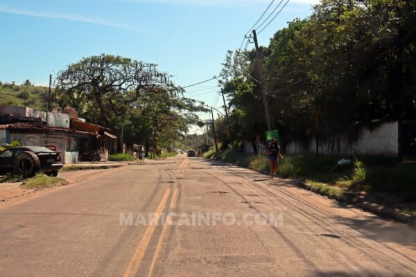 Buracos Estrada de Itaipuacu Marica
