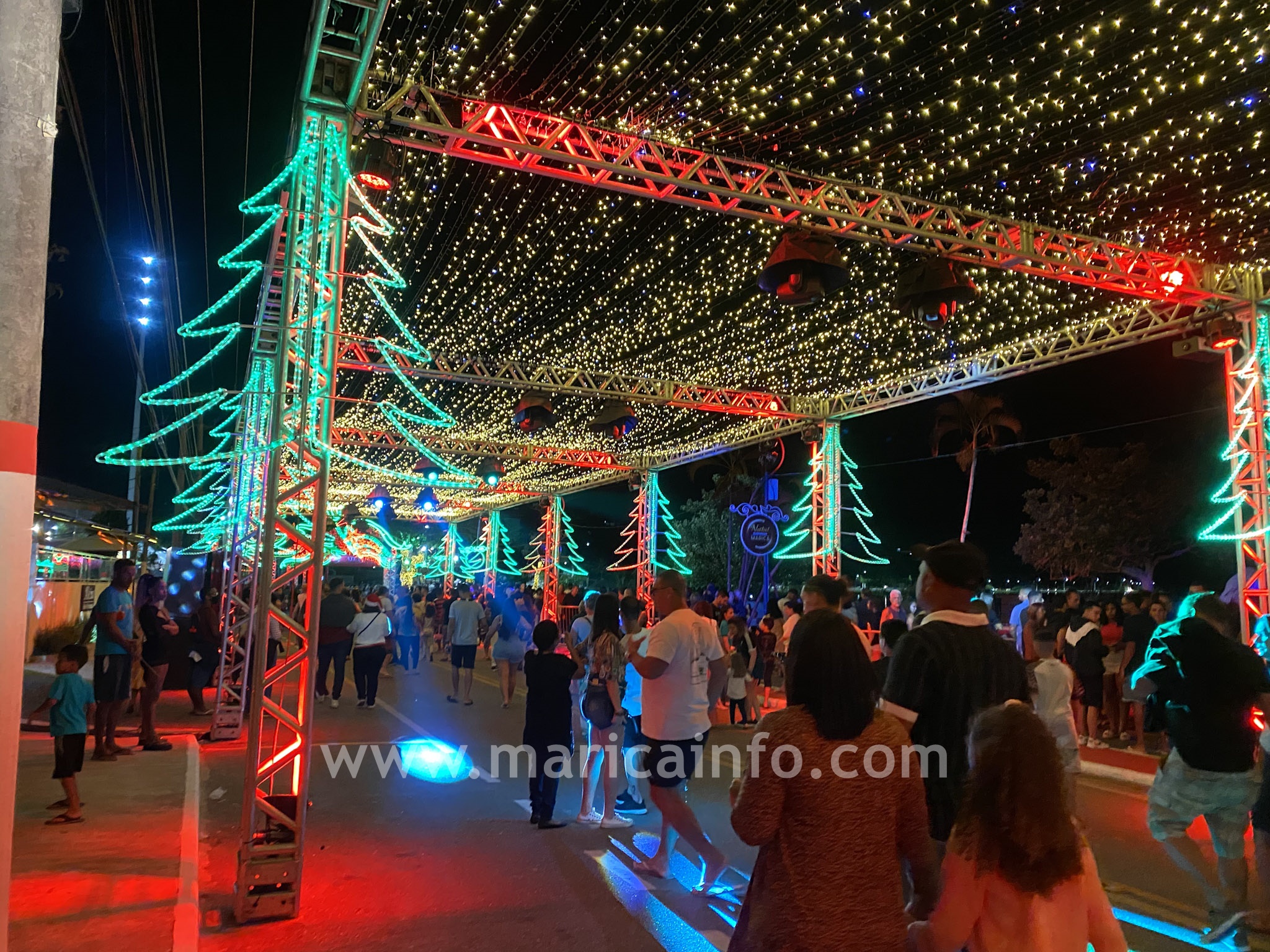 Edição de 2022 do Natal Iluminado de Maricá tem espetáculo das 'águas dançantes'.