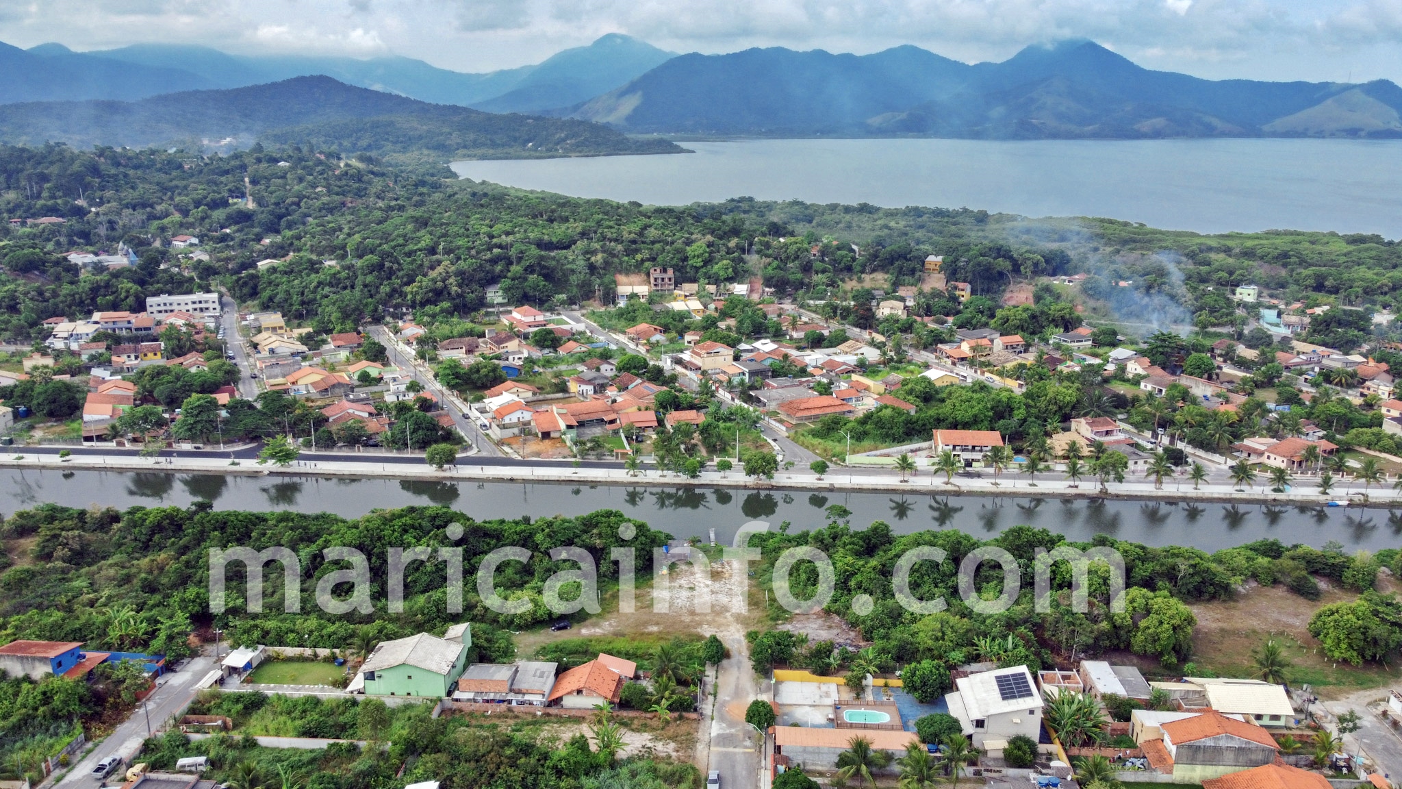 Bambui com a Lagoa de Guarapina ao Fundo