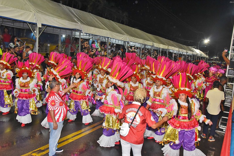 desfile uniao marica em marica