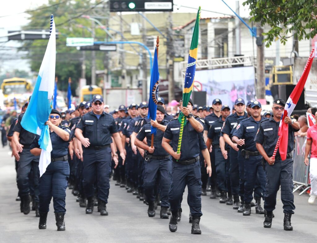 Desfile Civico Marica 210 anos Antonio Raulino 1