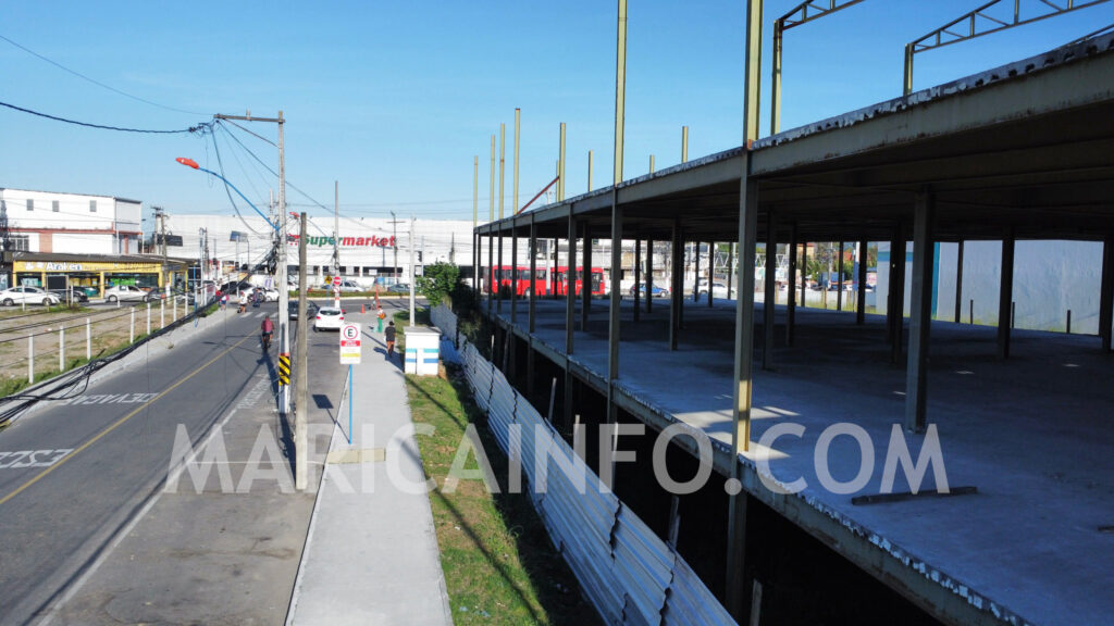 obra de supermercado no centro embargada gomes