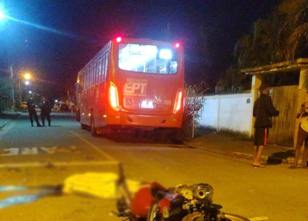 onibus e moto 1