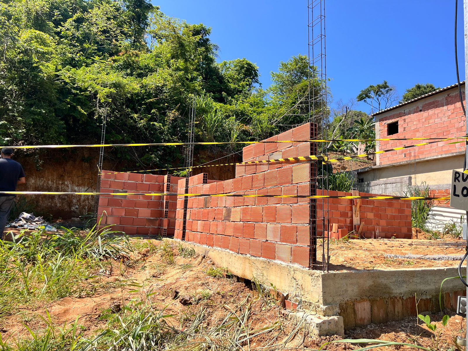 Obra embargada Gated Interlagos