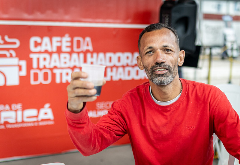 cafe trabalhador inoa