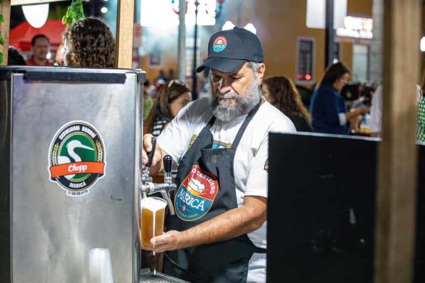 Festival em Marica destaca producao de cervejas artesanais e gastronomia local