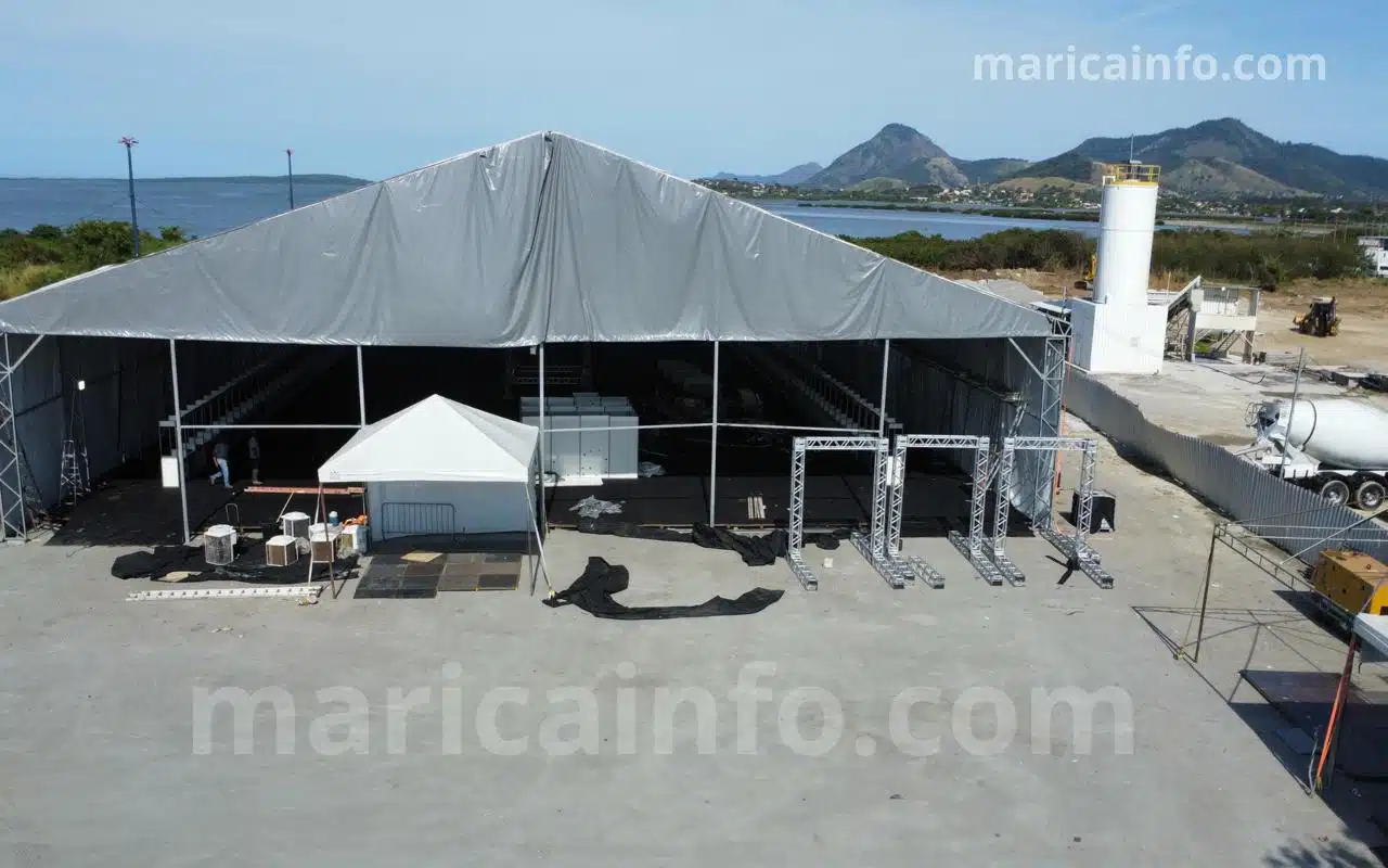 Maricá inicia mutirão para entrega dos Cartões Mumbuca e migração para novo app neste sábado (04); confira! 1 tenda mutirao banco mumbuca