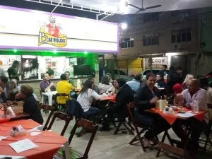 Nesta semana a programação de shows ao vivo começa na quarta-feira (03).