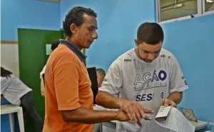 Ação contou com diversos serviços oferecidos à população. (foto: Fernando Silva)