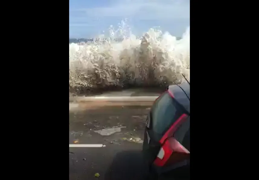 ressaca barra de marica