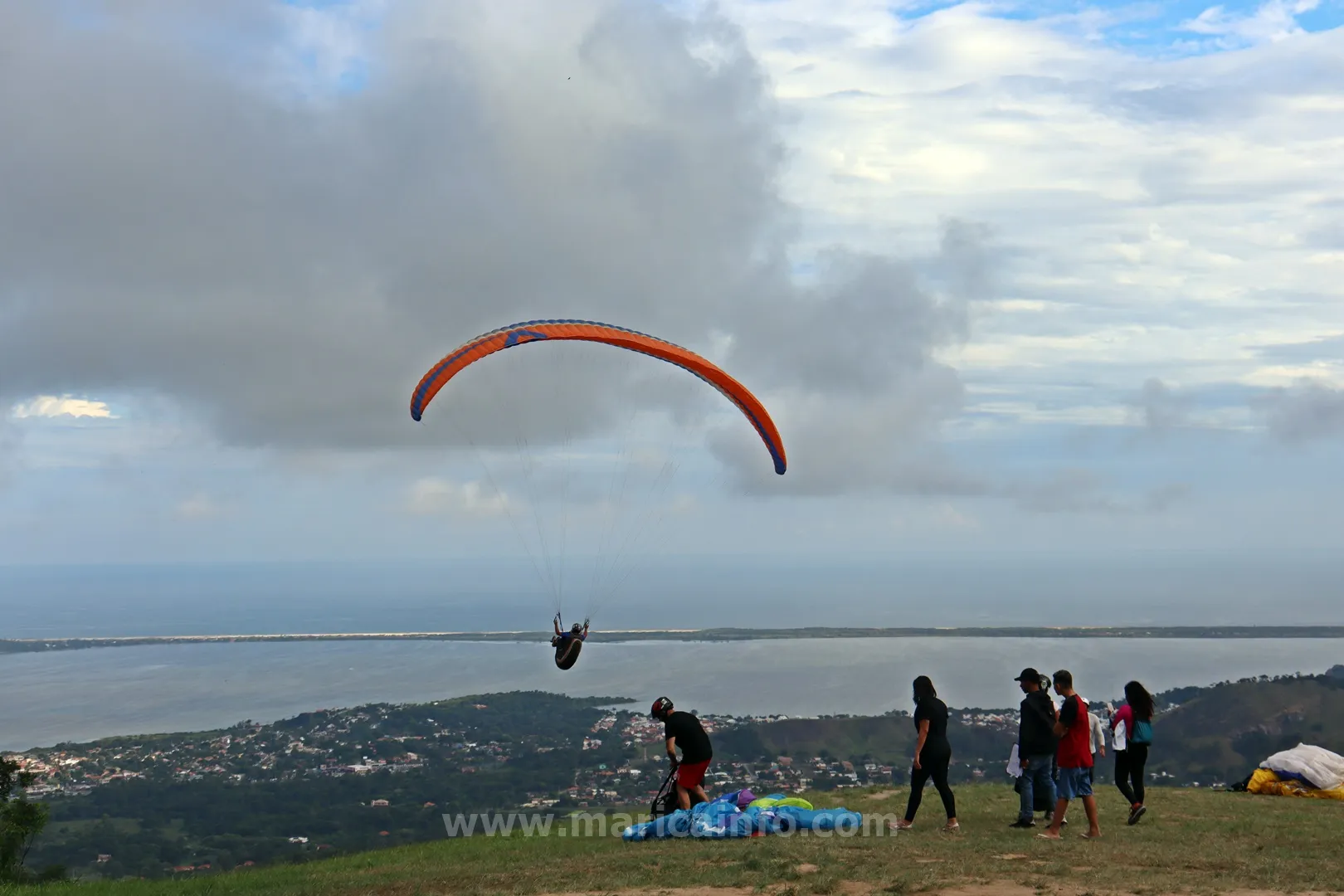 Parapente Camburi 1