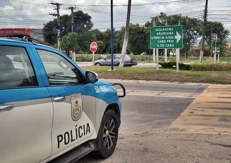 policia rj 106 viatura marica