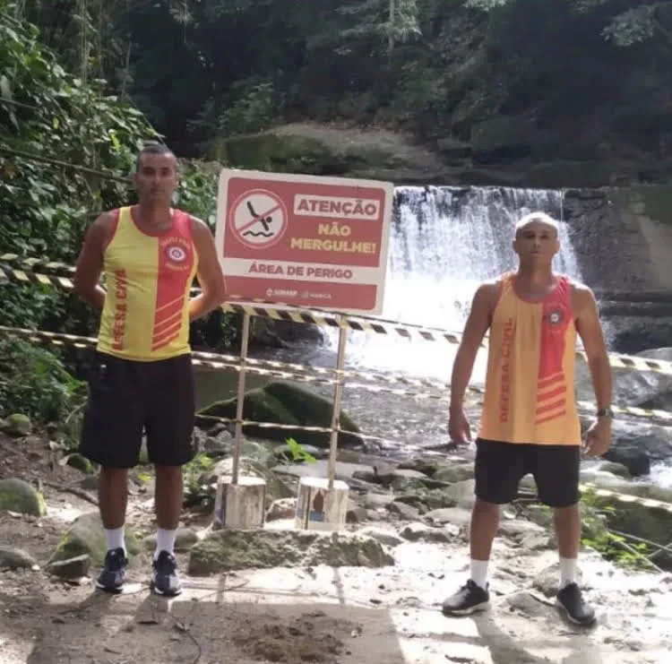 espraiado cachoeira