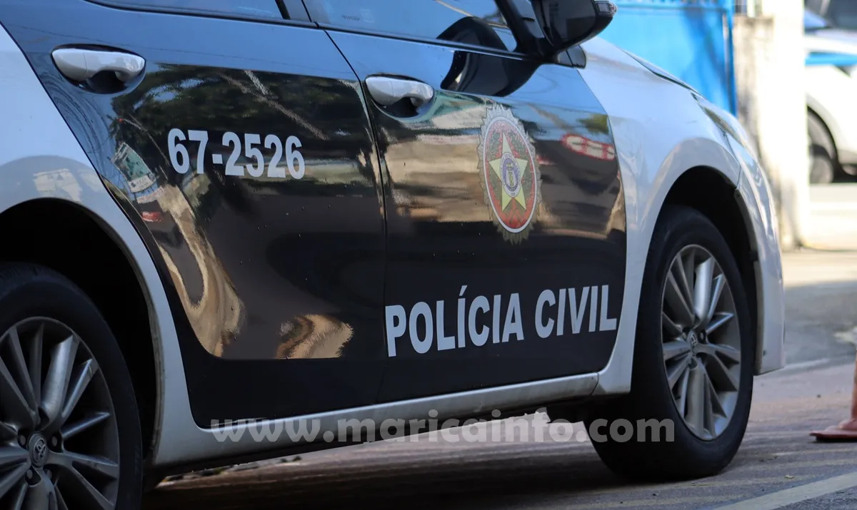 civil policia viatura marica 82