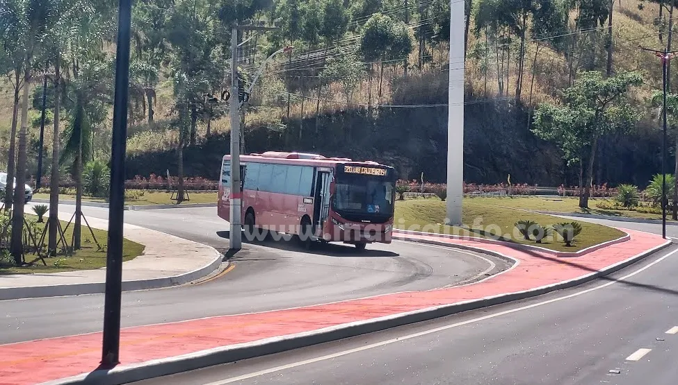 cajueiros risco poste