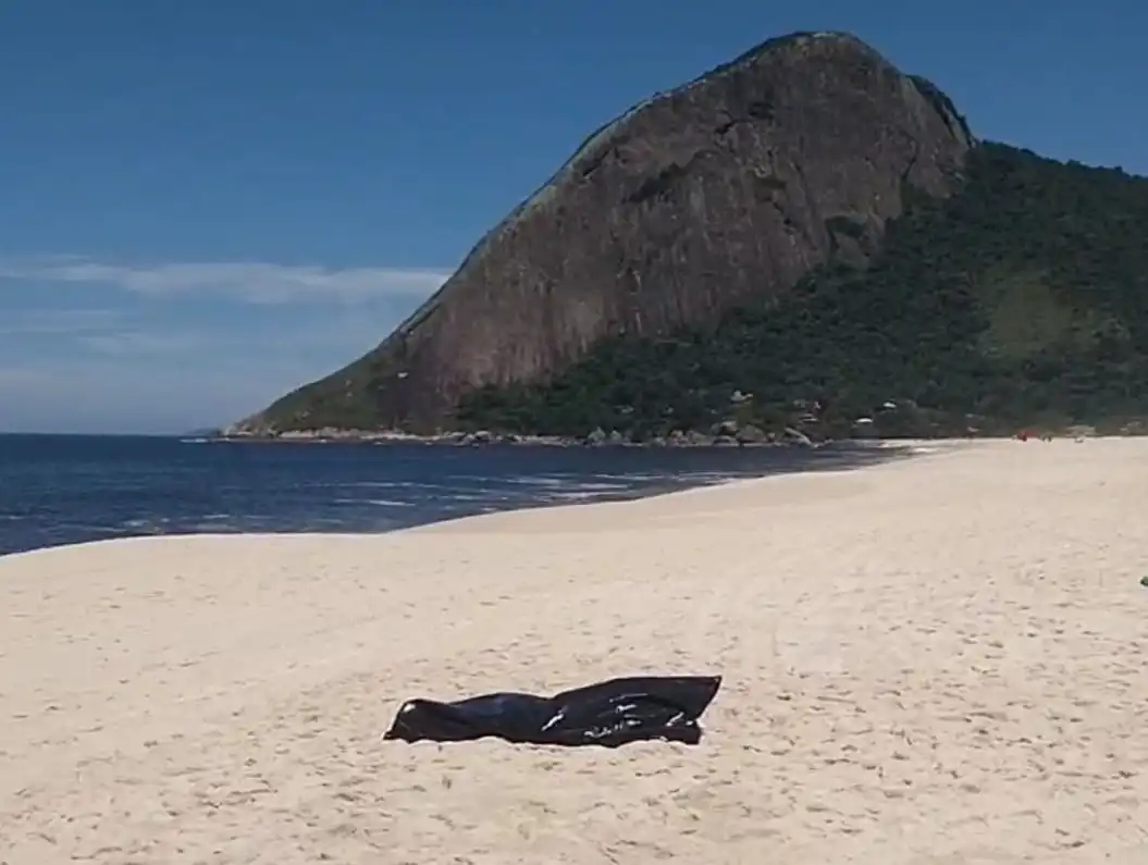 obito praia itaipuacu