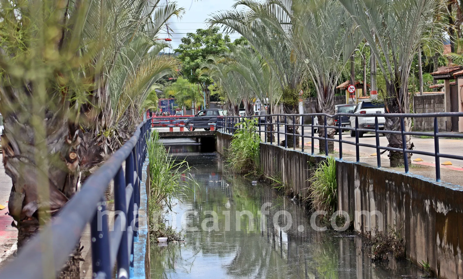 Esgoto Canal Centro Marica Rua Prefeito Onedir 2