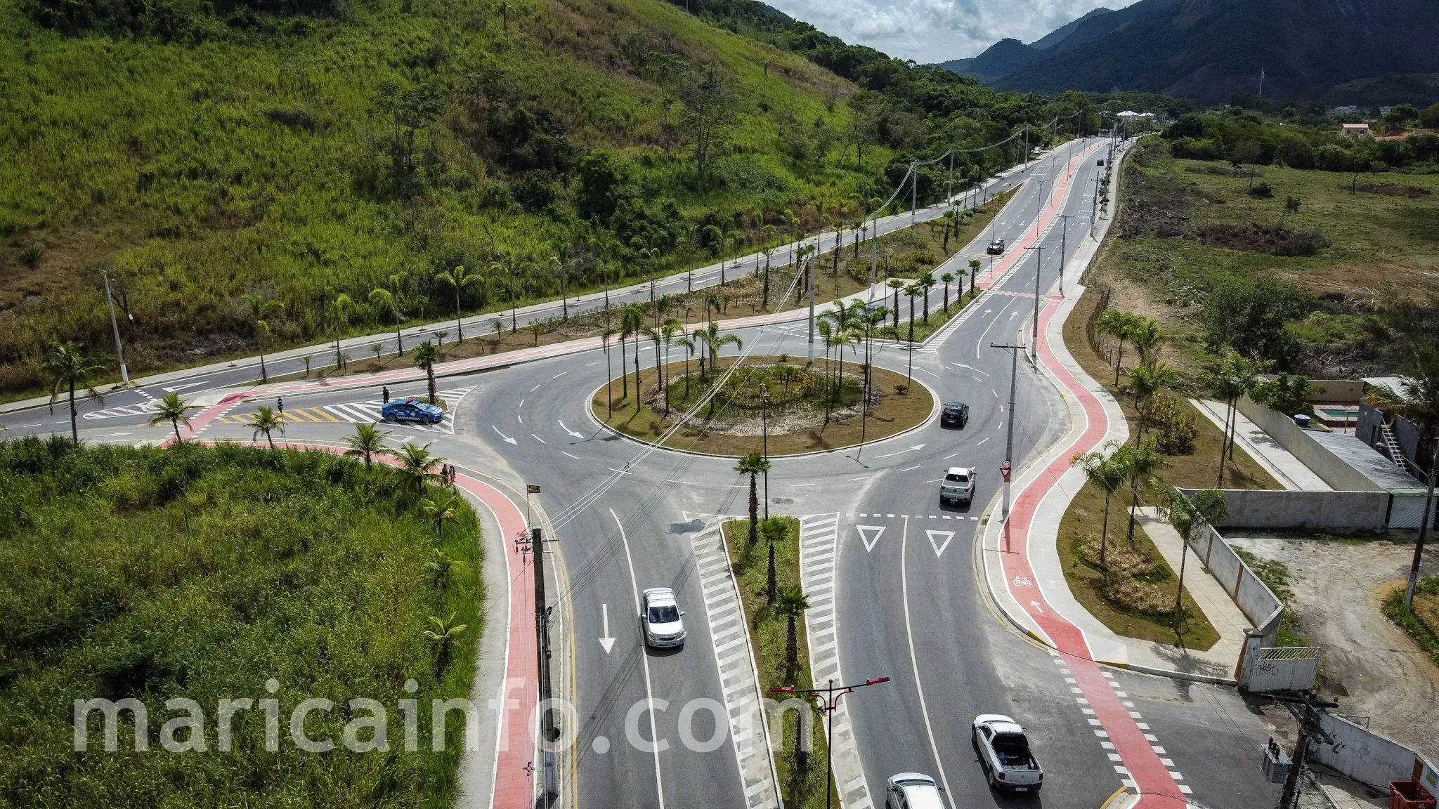 Estrada dos Cajueiros Itaipuacu Rotatoria 1