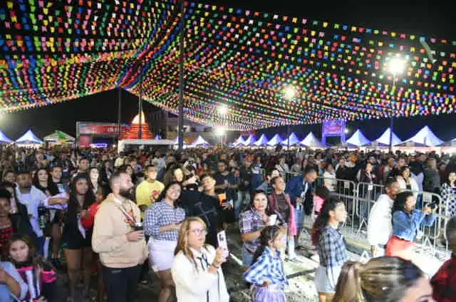 arraia de marica em itaipuacu