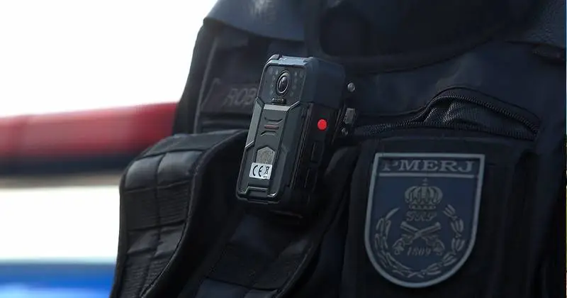 camera corporal pmerj