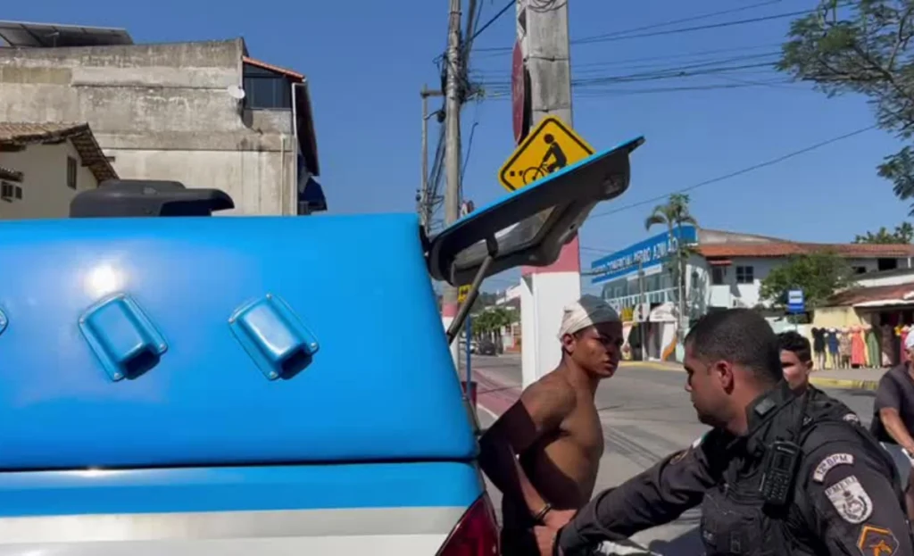 Criminoso foi detido e encaminhado à delegacia de Maricá. Foto: Maricá Total