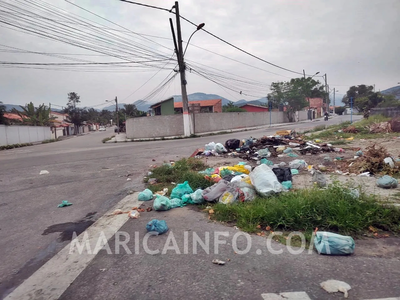 lixo ceu aberto cordeirinho rua 115