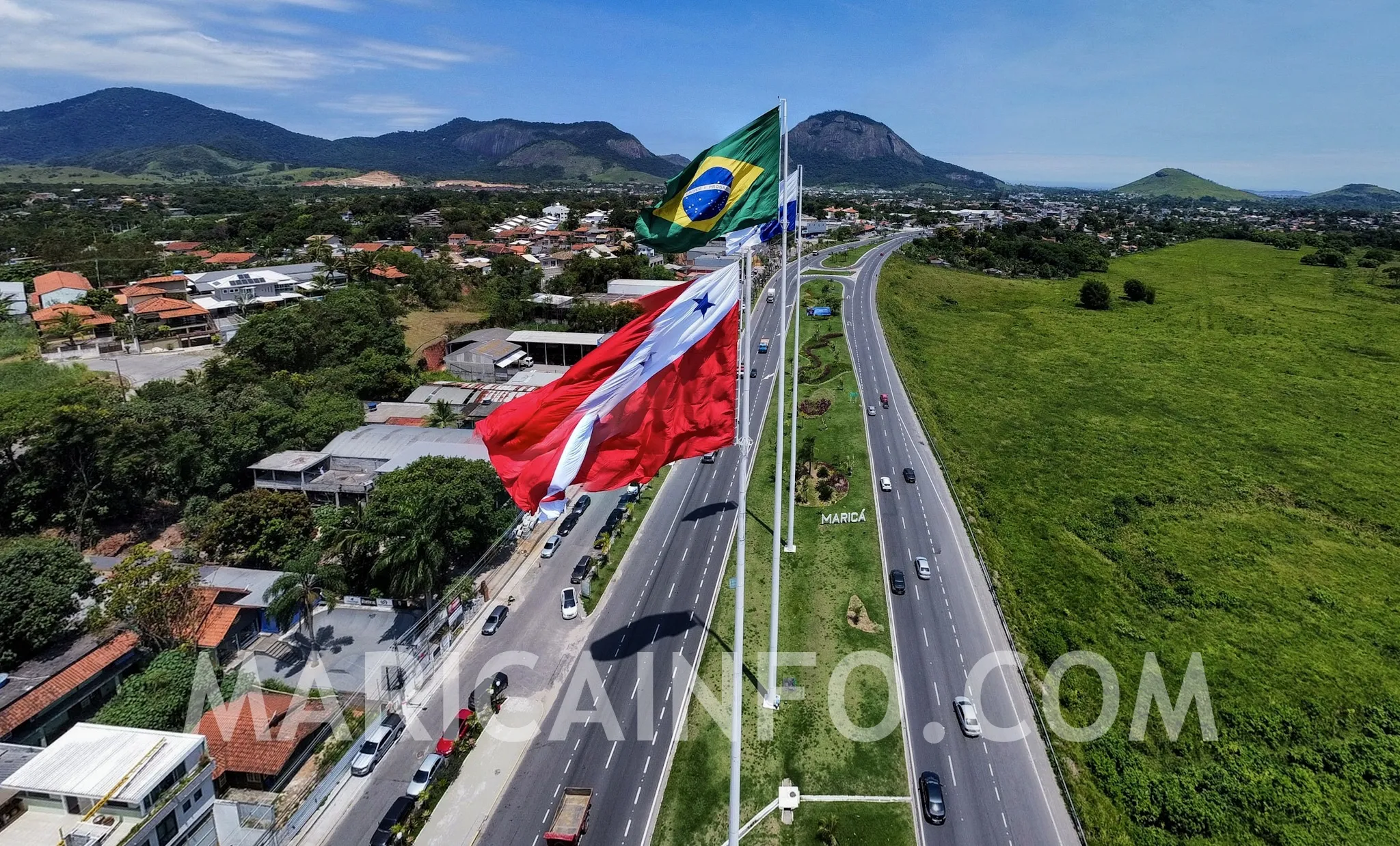 bandeiras amplo marica sol tempo bom 11 23