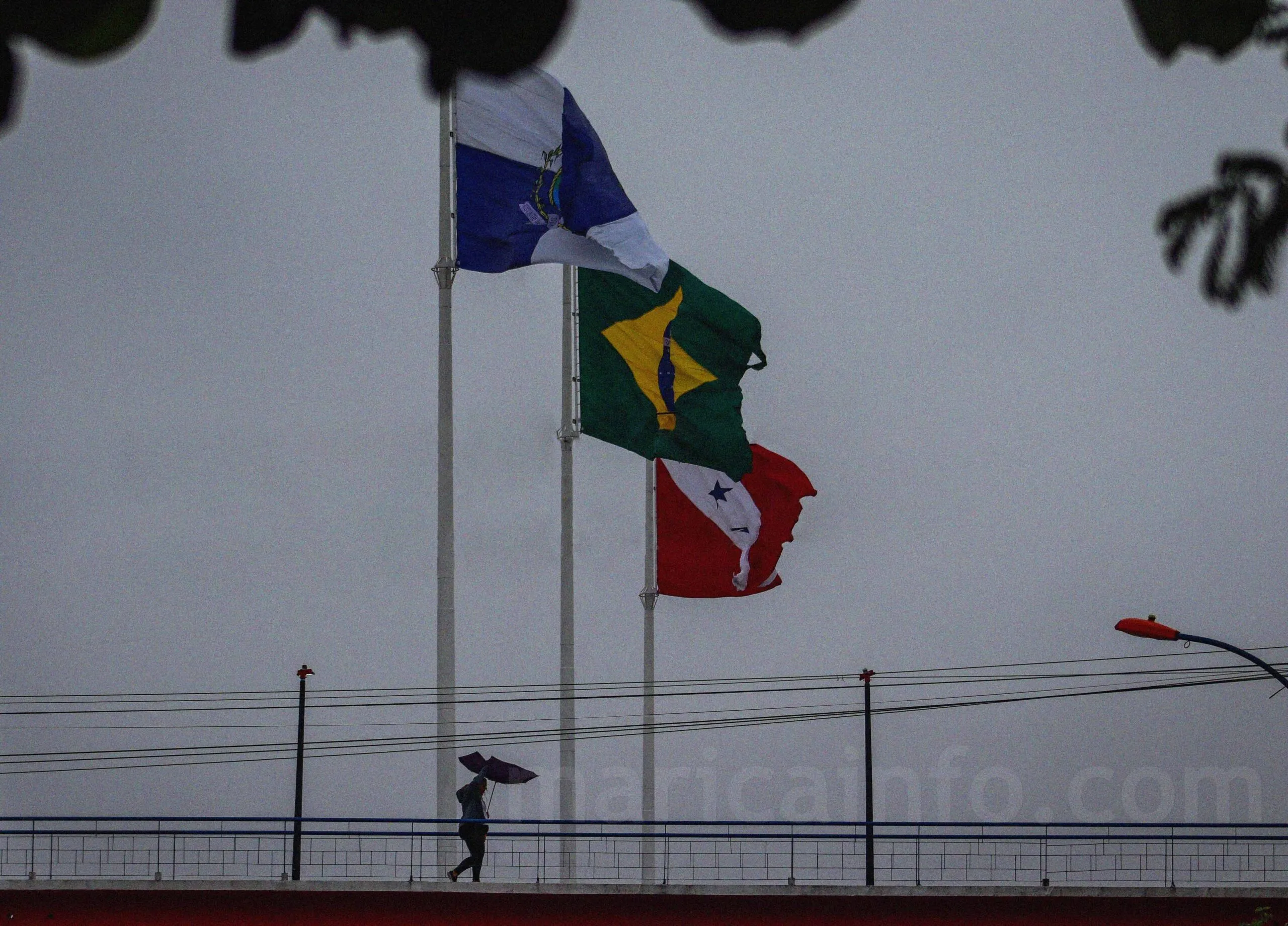 chuva bandeira copiar scaled