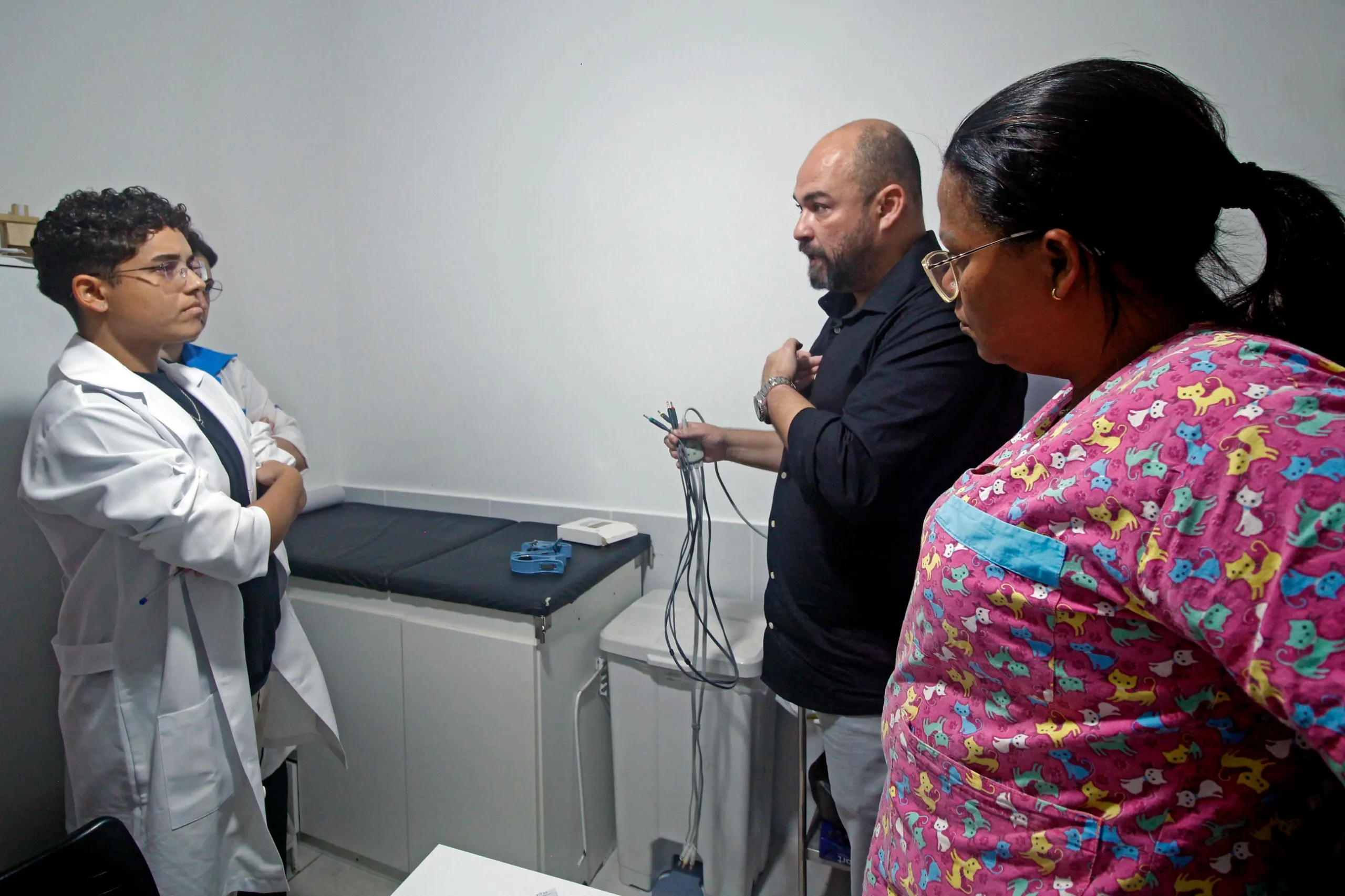 exames ecg postos
